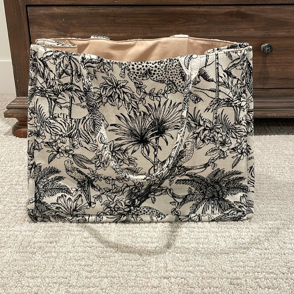 H&M tote bag